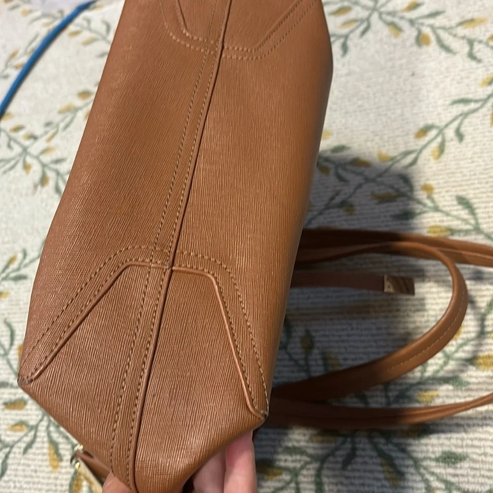 💟 Vince Camuto Handbag‎ 💟